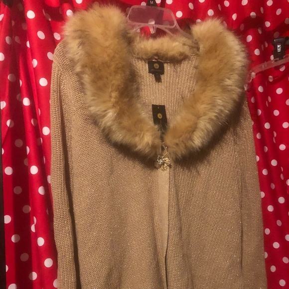 JM Collection Sweaters - JM Collection Sweater XL Party Cardigan With Brooch